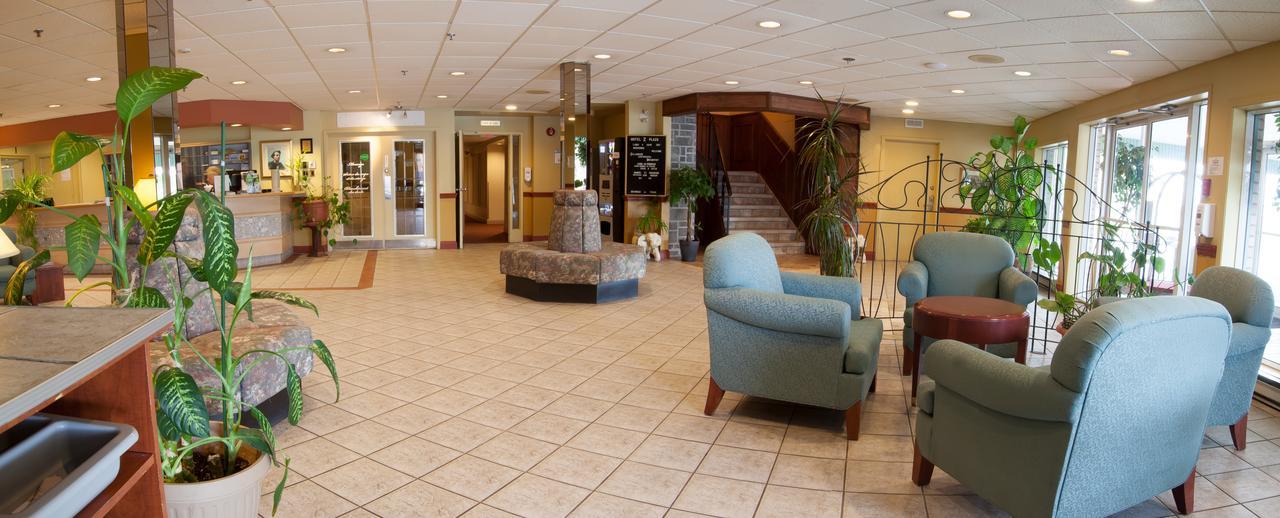 Hotel Travelodge By Wyndham Victoriaville Ngoại thất bức ảnh